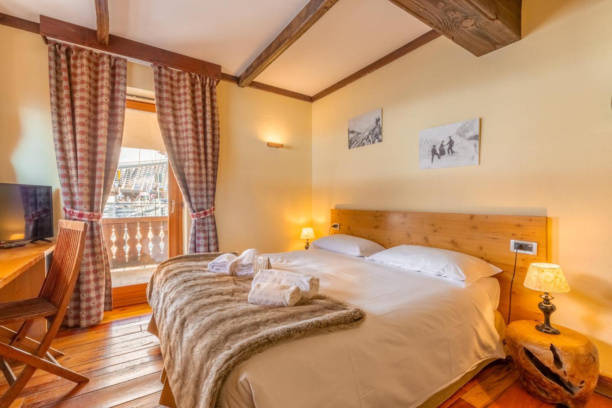 Shatush Hotel 库马约尔 外观 照片